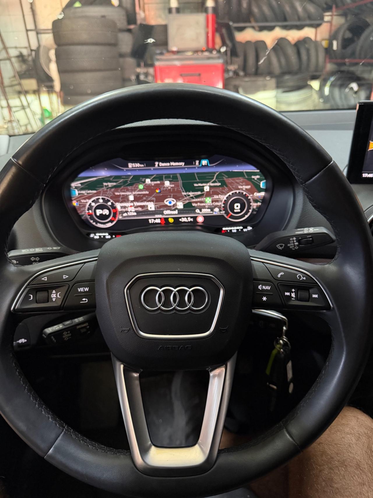 Audi Q2 30 TDI S tronic Identity Black