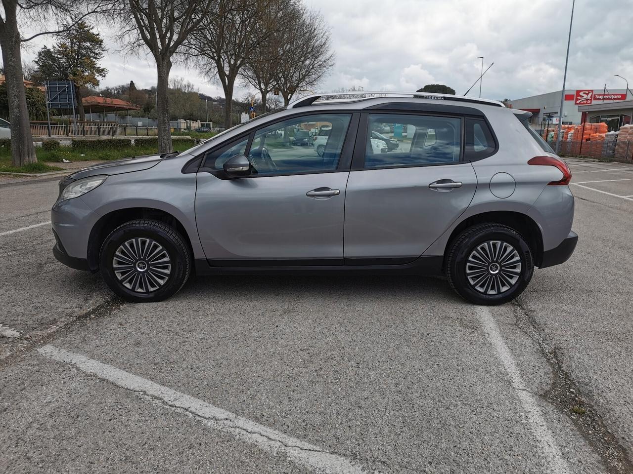 Peugeot 2008 1.2 benzina OK NEOPATENTATI /FINANZIABILE