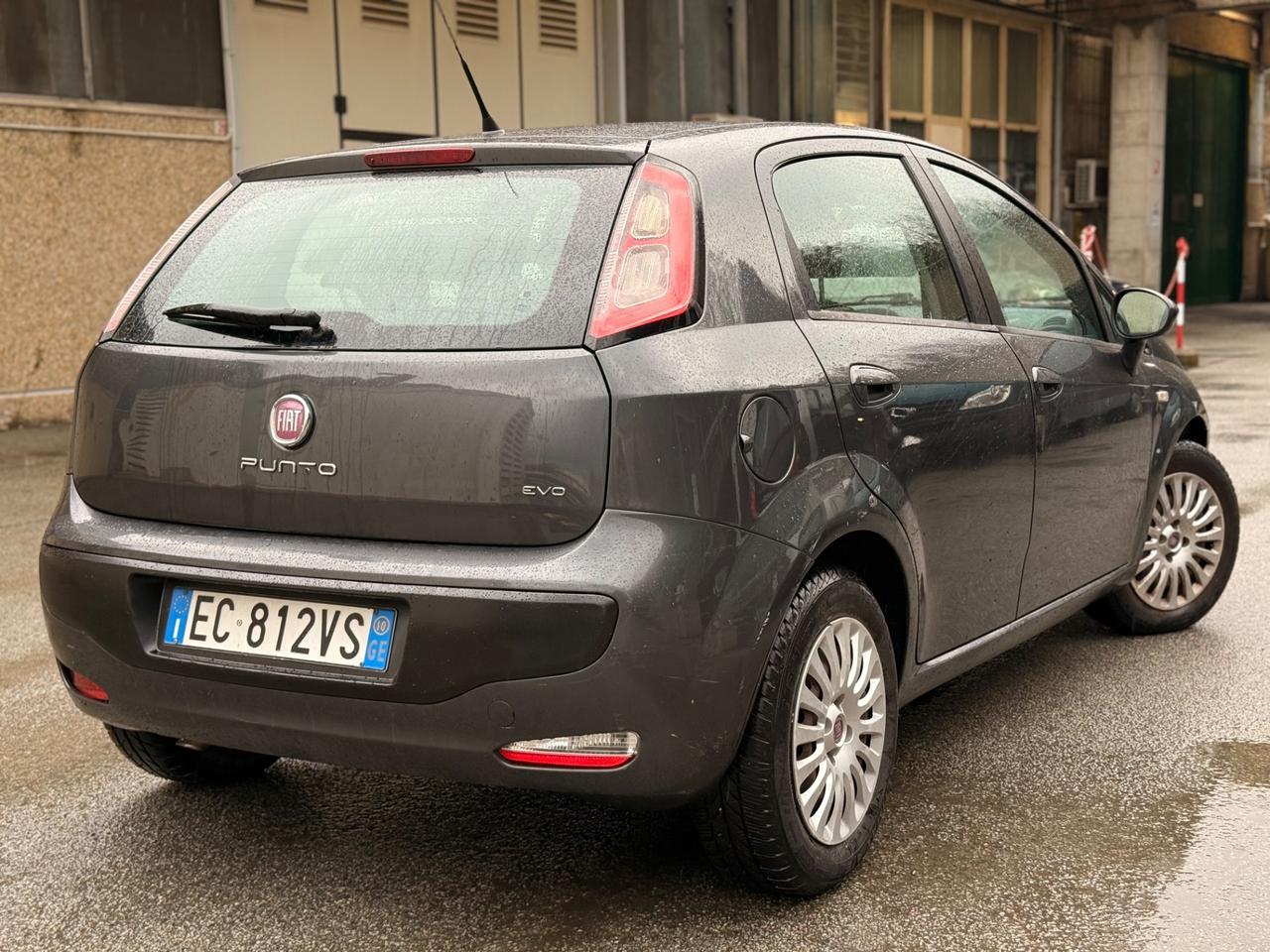 Fiat Punto Evo 1.3 Mjt 90 CV 5 porte pronta consegna