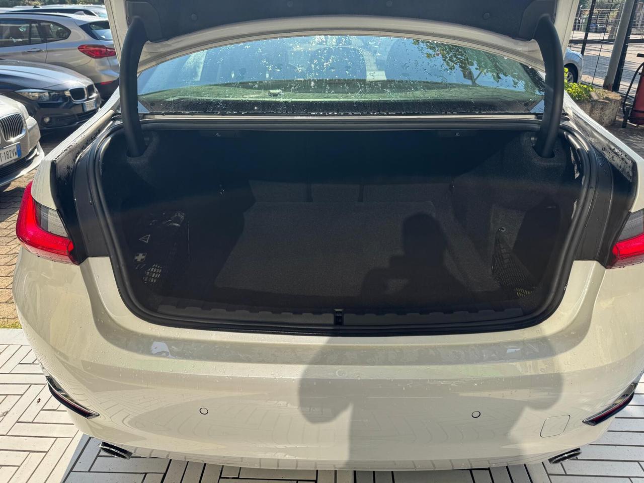Bmw 318 318d 48V Luxury