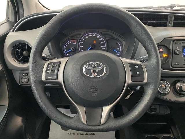 Toyota Yaris 1.0 72 CV 5 porte Cool