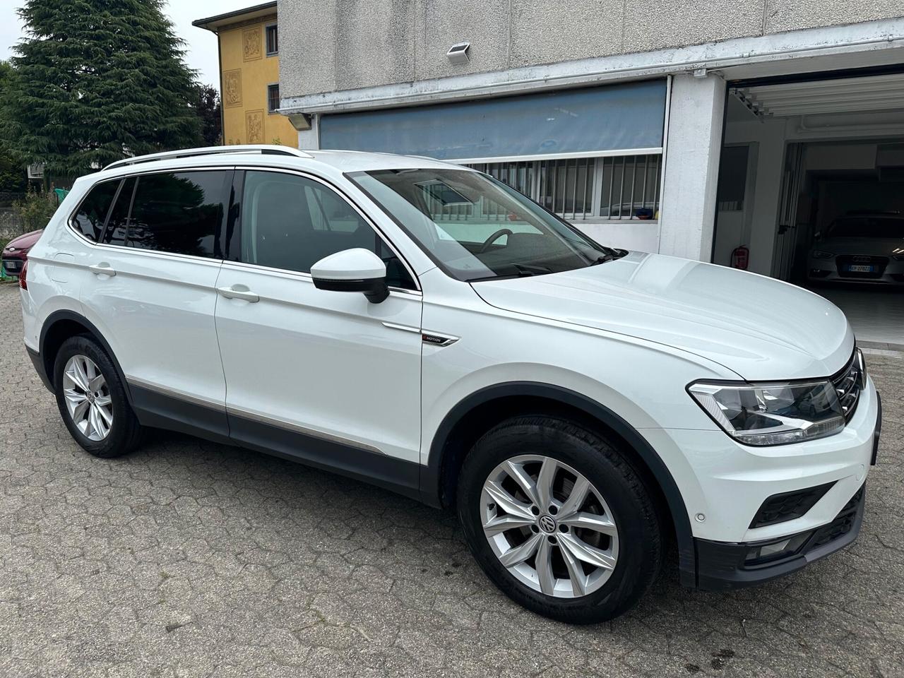 Volkswagen Tiguan Allspace 2.0 TDI SCR DSG 4MOTION 7 POSTI EURO6
