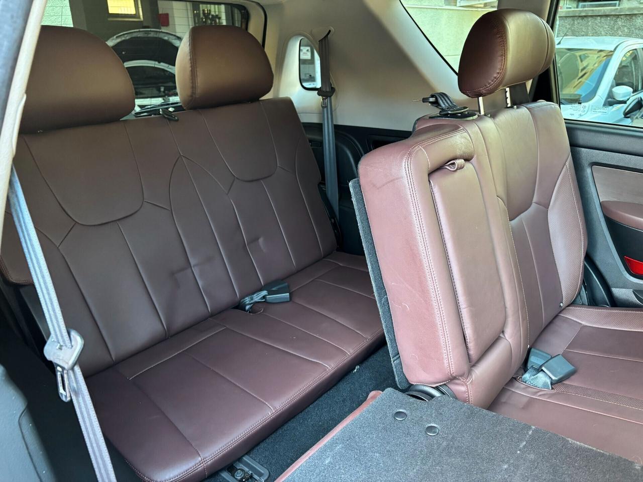 Ssangyong Rexton W 2.0 Xdi 4WD A/T Top 7 POSTI FULL OPTIONAL