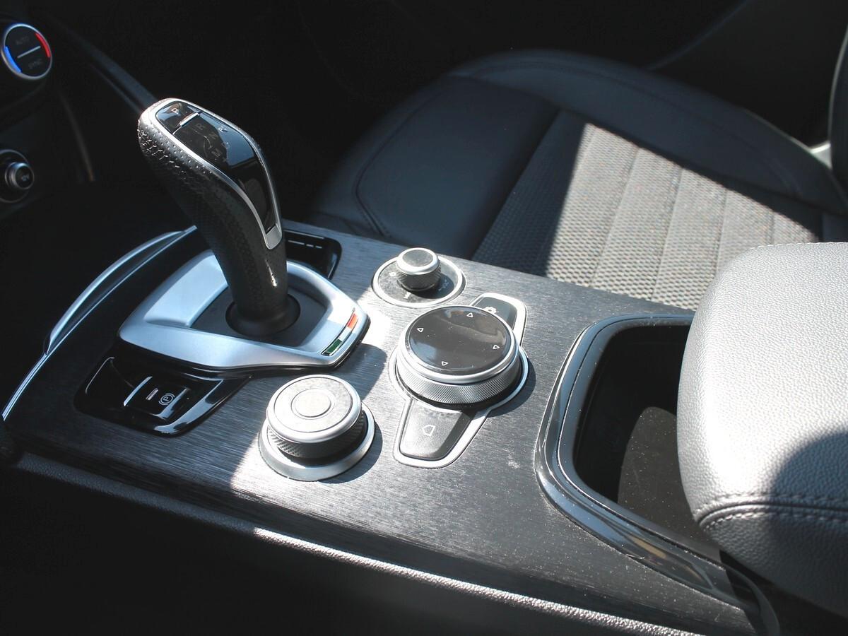 Alfa Romeo Stelvio 2.2 Turbodiesel 160 CV AT8 RWD Sprint PREZZO VERO - UNIPRO IVA DEDUCIBILE