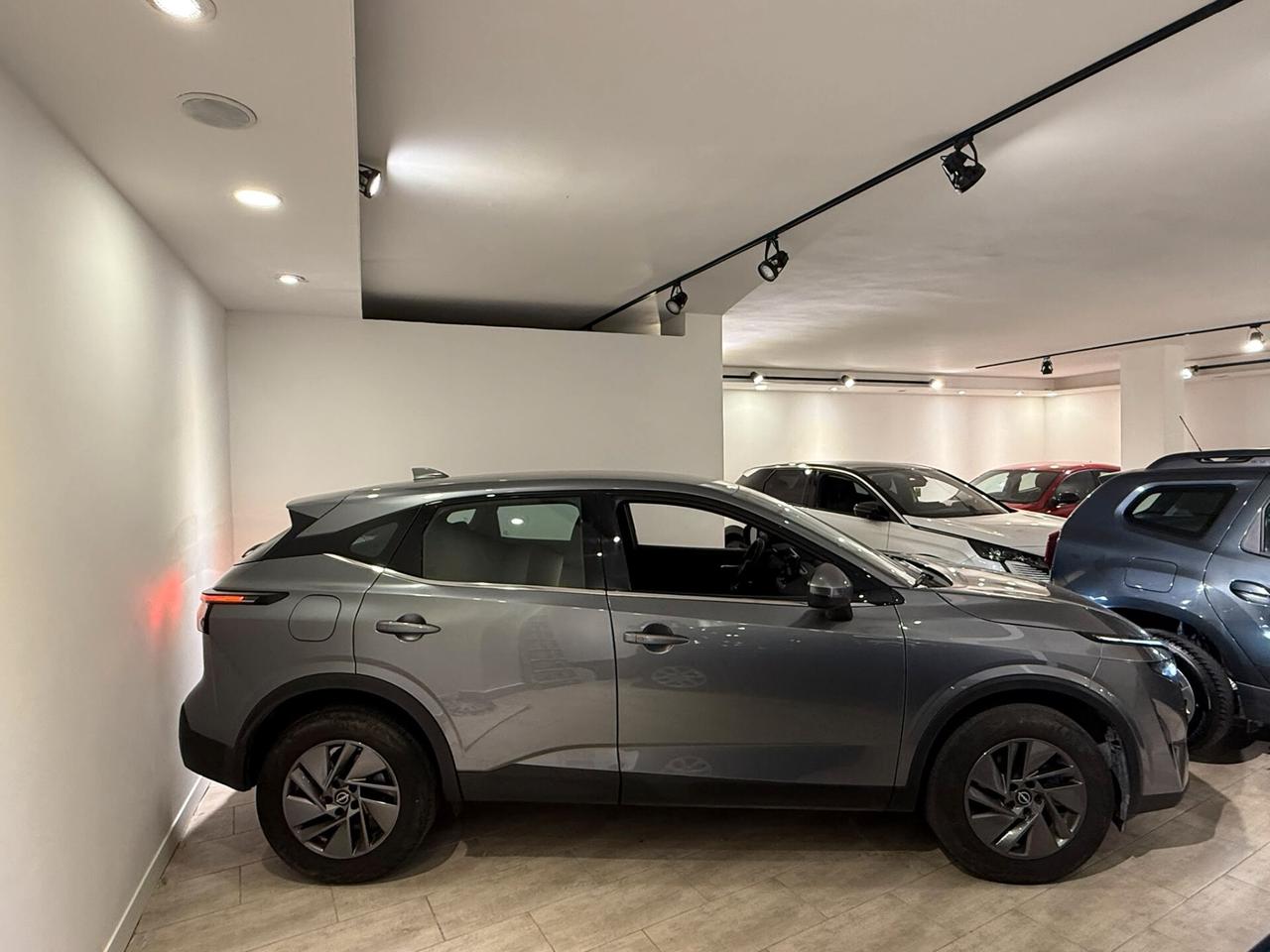 Nissan Qashqai MHEV 140 CV Tekna 20.000 KM ANNO 2025