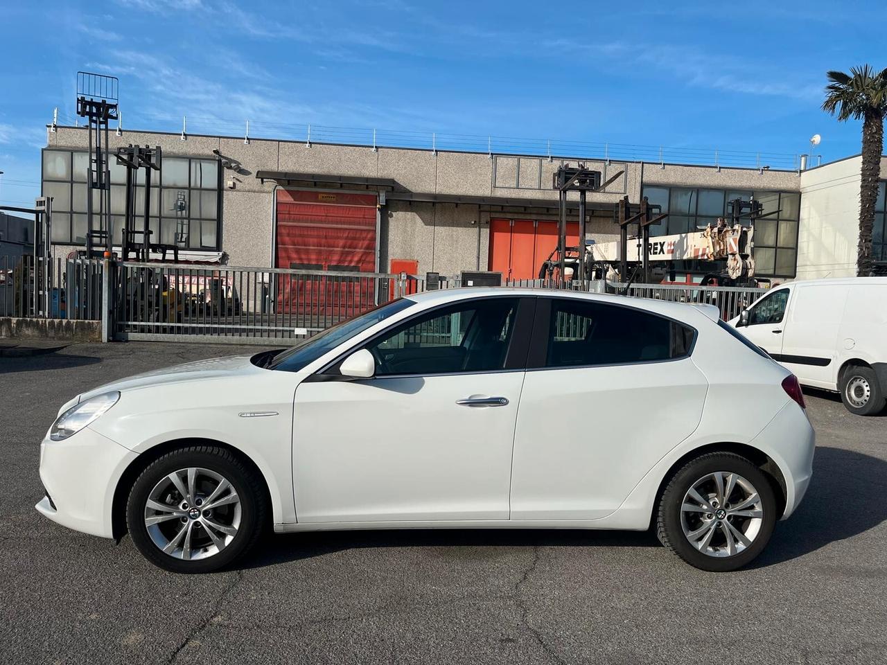 Alfa Romeo Giulietta 1.6 JTDm-2 105 CV Progression