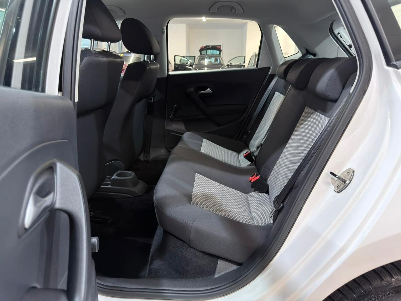 VOLKSWAGEN POLO 1.2TDI 75cv NEOPATENTATI