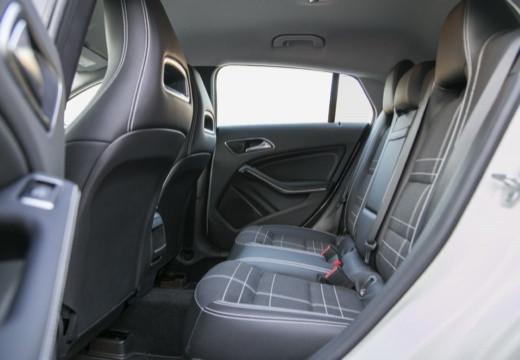 Mercedes-Benz CLA Shooting Brake - X117 - CLA Shooting Brake 220 d Sport Night auto