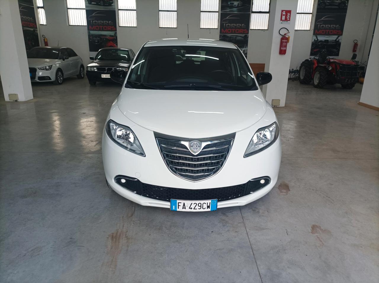 Lancia Ypsilon 1.3 MJT 16V 95 CV 5 porte S&S Gold 08/2015