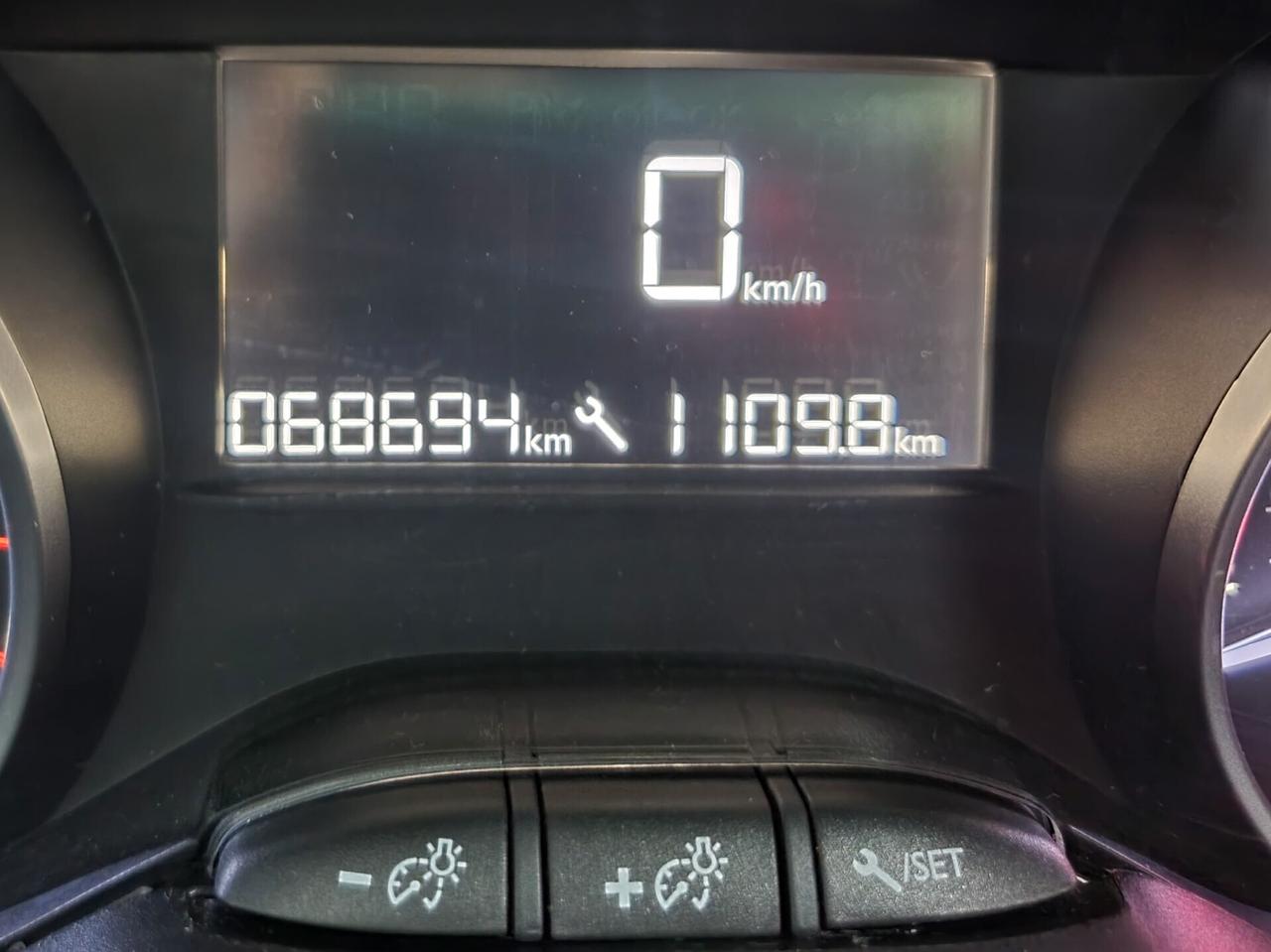Peugeot 208 1.2 PureTech 82cv Allure 2016