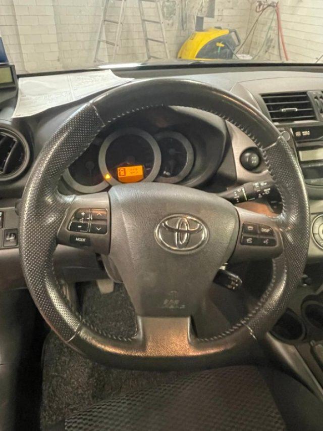 TOYOTA RAV 4 RAV4 Crossover 2.2 D-4D 150 CV DPF Exclusive