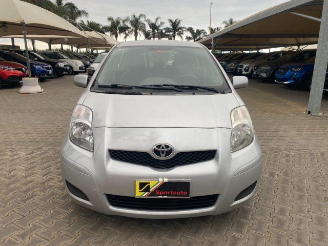 TOYOTA Yaris 1.3 5 porte Sol