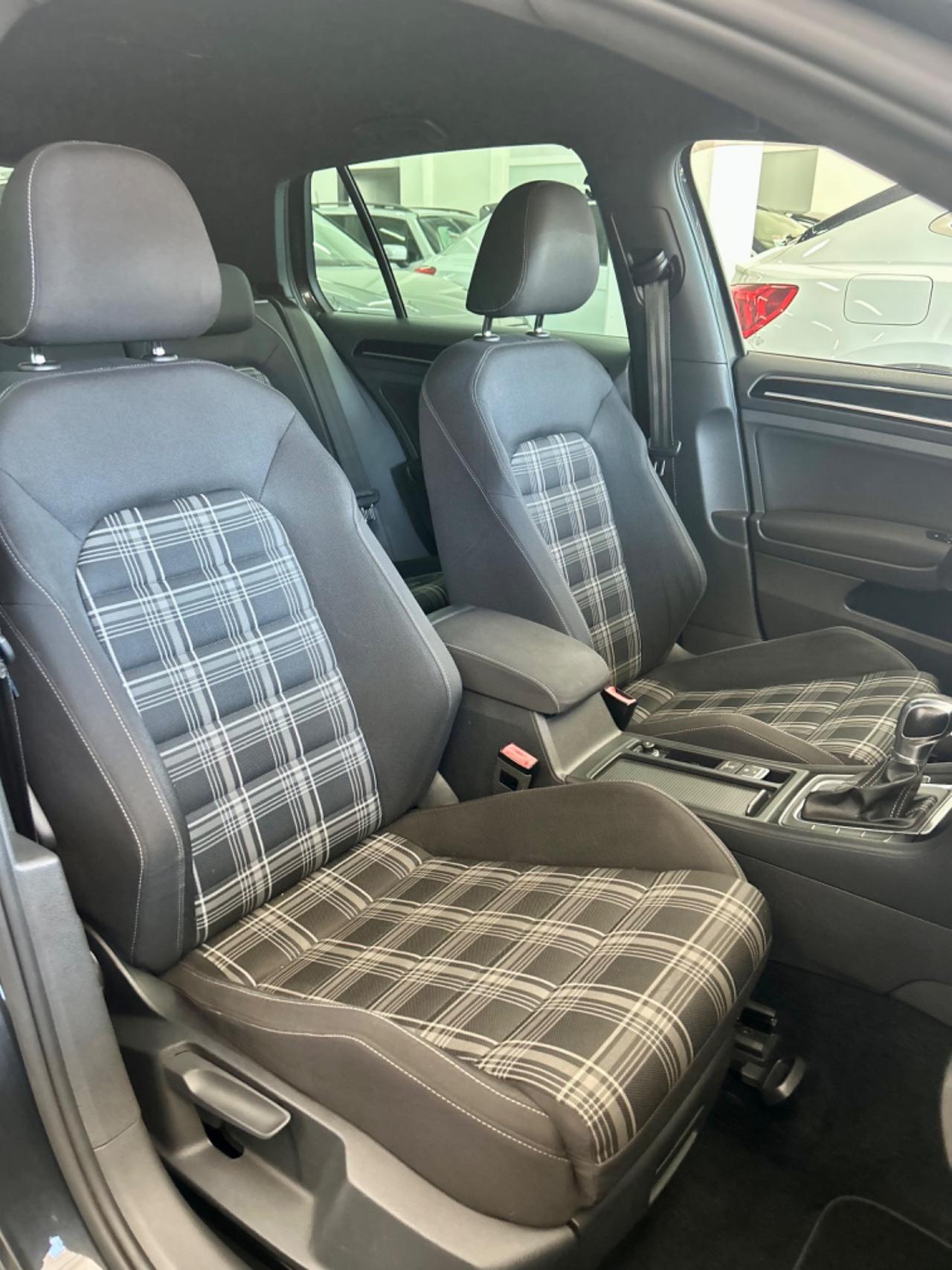 VW Golf 7 GTD 2.0 TDI DSG 5p. FINANZIABILE