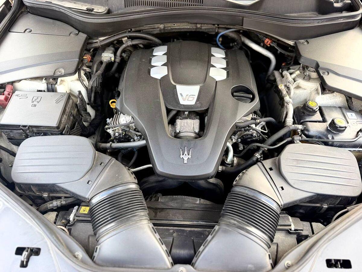 Maserati Levante 3.0 V6 Modena 350cv auto