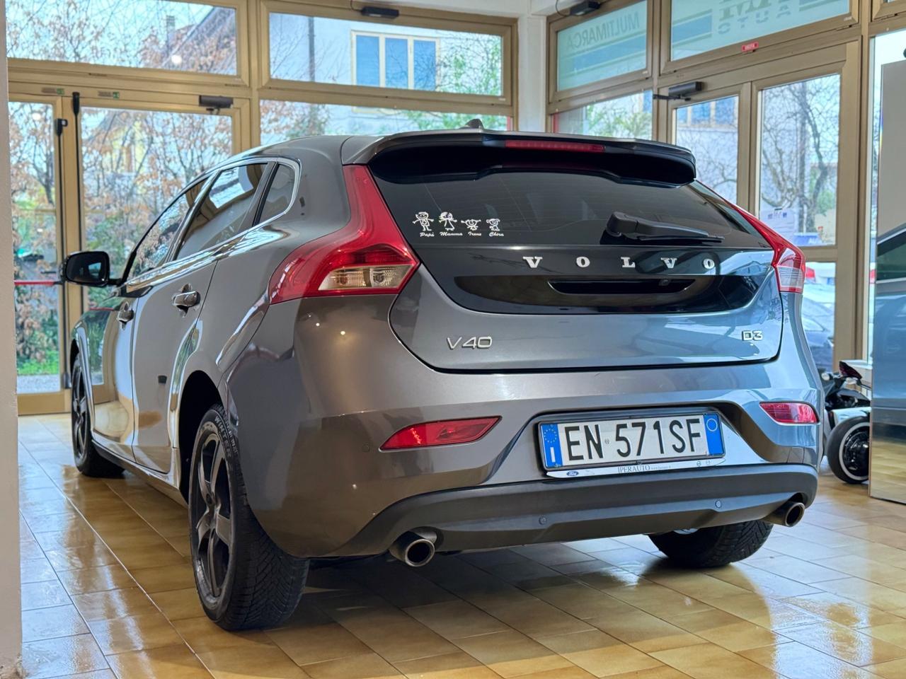 Volvo V40 D3 Geartronic Summum