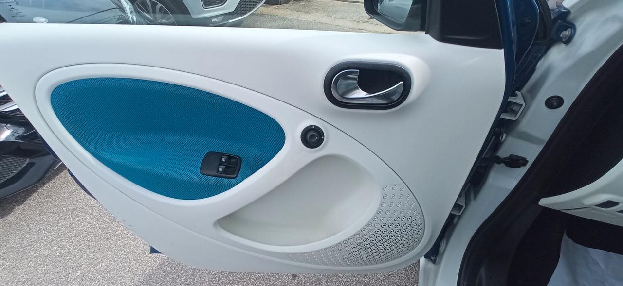 Smart ForFour 70 1.0 twinamic Proxy