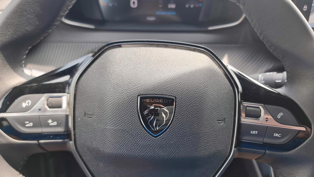 Peugeot 2008 PureTech 100 S&S Allure