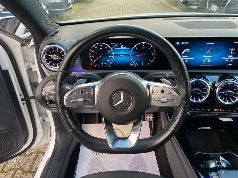 Mercedes-Benz Classe A - W177 2018 A 180 d Premium Night edition auto