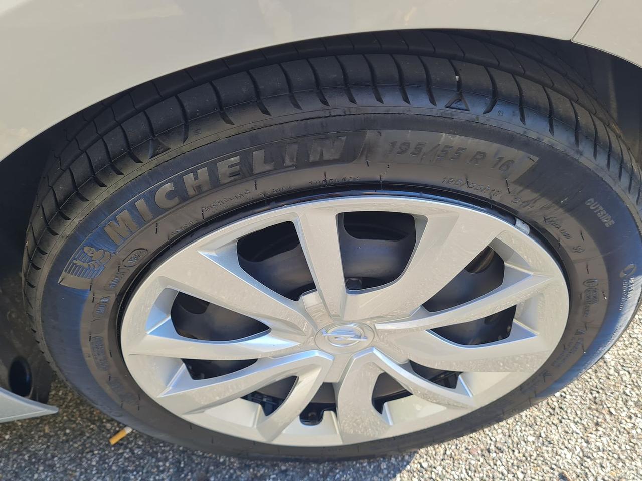 Opel Corsa 1.2 GS Line #7731