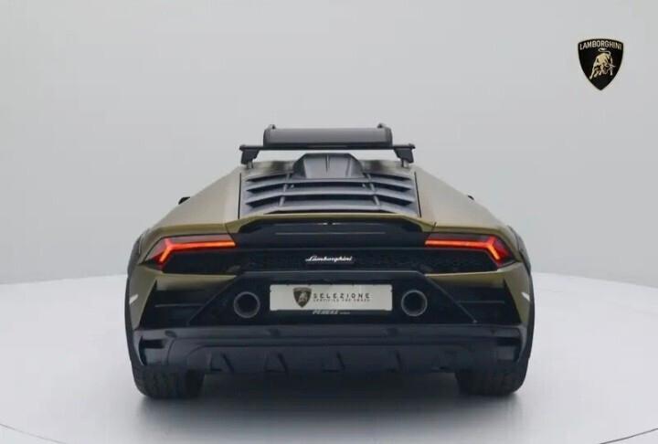 Lamborghini Huracan SPETTACOLARE Sterrato my 24 verde gea garanzia ufficiale
