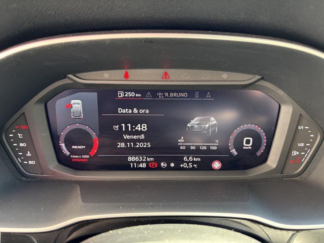 Audi Q3 35 TFSI LED-PELLE-NAVI-18"