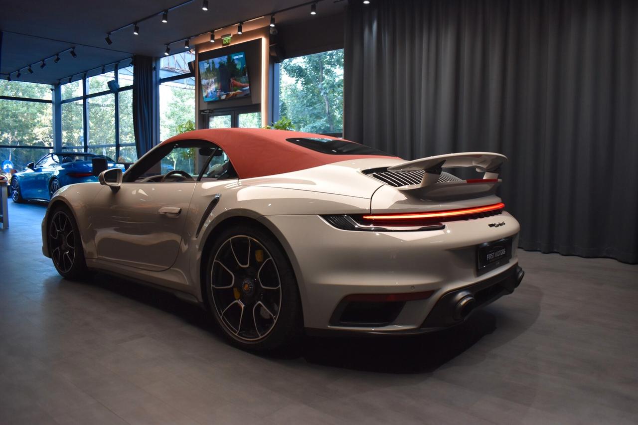 Porsche 911 Turbo S Cabriolet