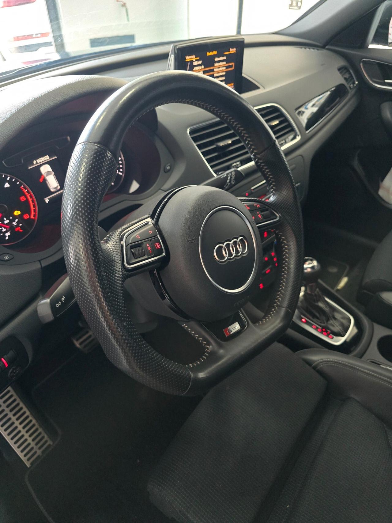 Audi Q3 2.0 TDI 120 CV S tronic line