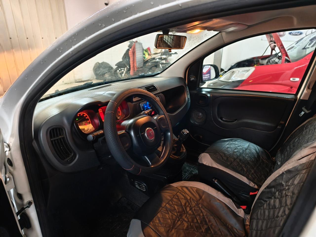 Fiat Panda 1.2 van 2 posti (Autocarro) 12 mesi di garanzia