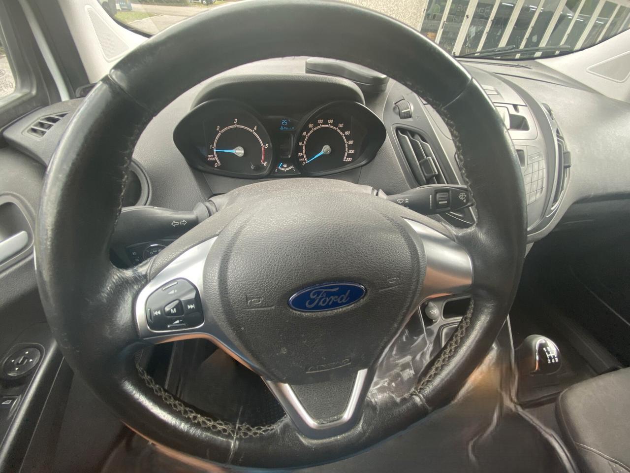 Ford Transit Courier TDCi 95cv