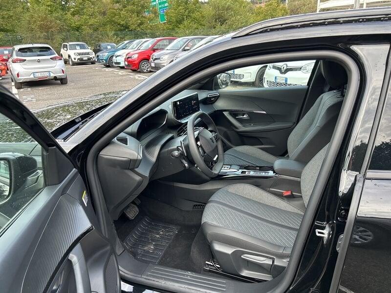 Peugeot 2008 II 2023 1.2 hybrid Allure 145cv e-dcs6