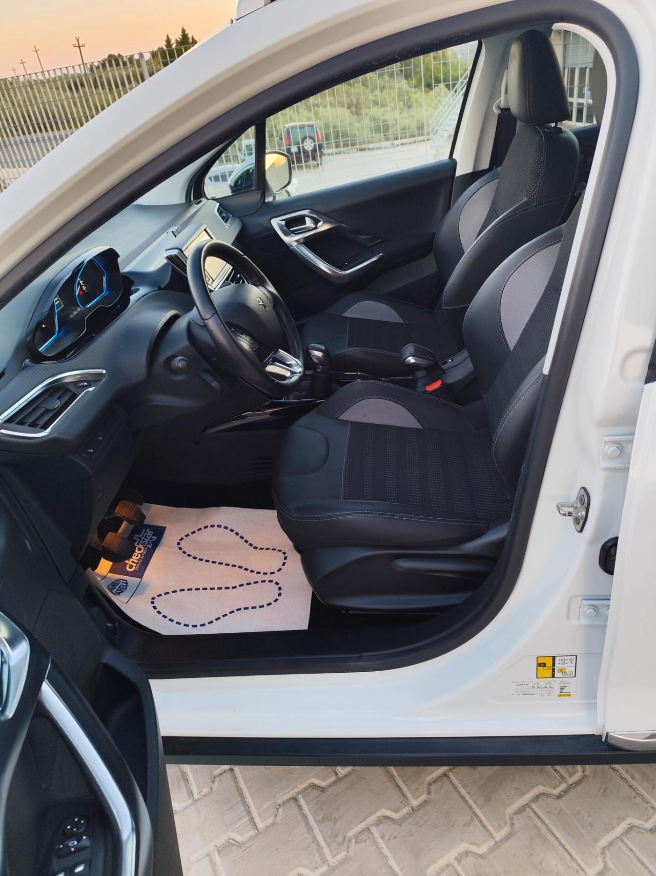 Peugeot 2008 BlueHDi 100 Allure