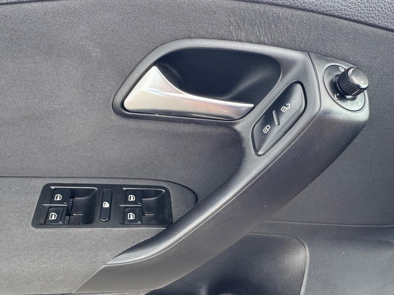 Volkswagen Polo 1.2 catena nuova idonea ai neopatentati