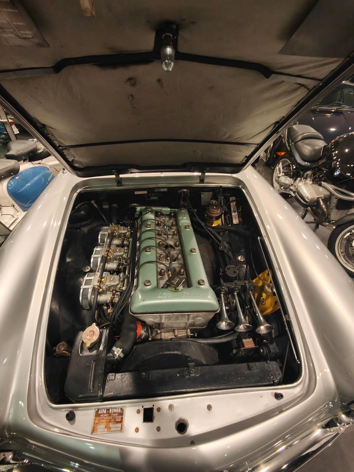 Alfa Romeo 2600 Spider