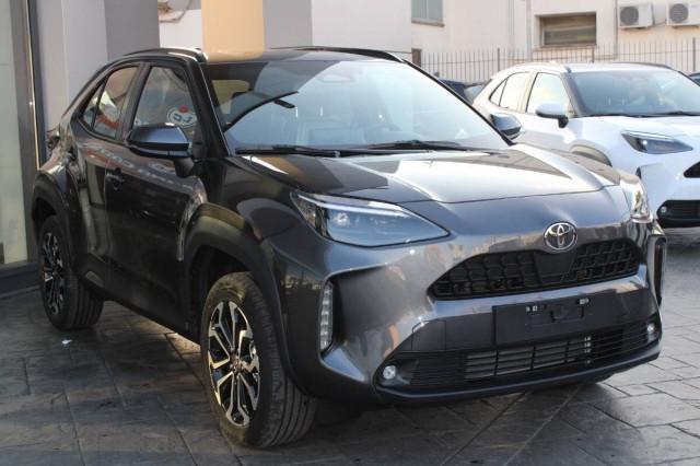 Toyota Yaris Cross 1.5h Trend fwd 130cv e-cvt Con Telecamera & CARPLAY