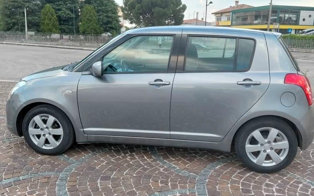 Suzuki Swift 1.3 GPL 5p. GL Safety Pack