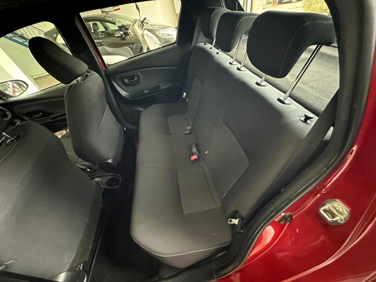 Toyota Yaris 5 Porte Yaris 5p 1.0 Trend Red Edition
