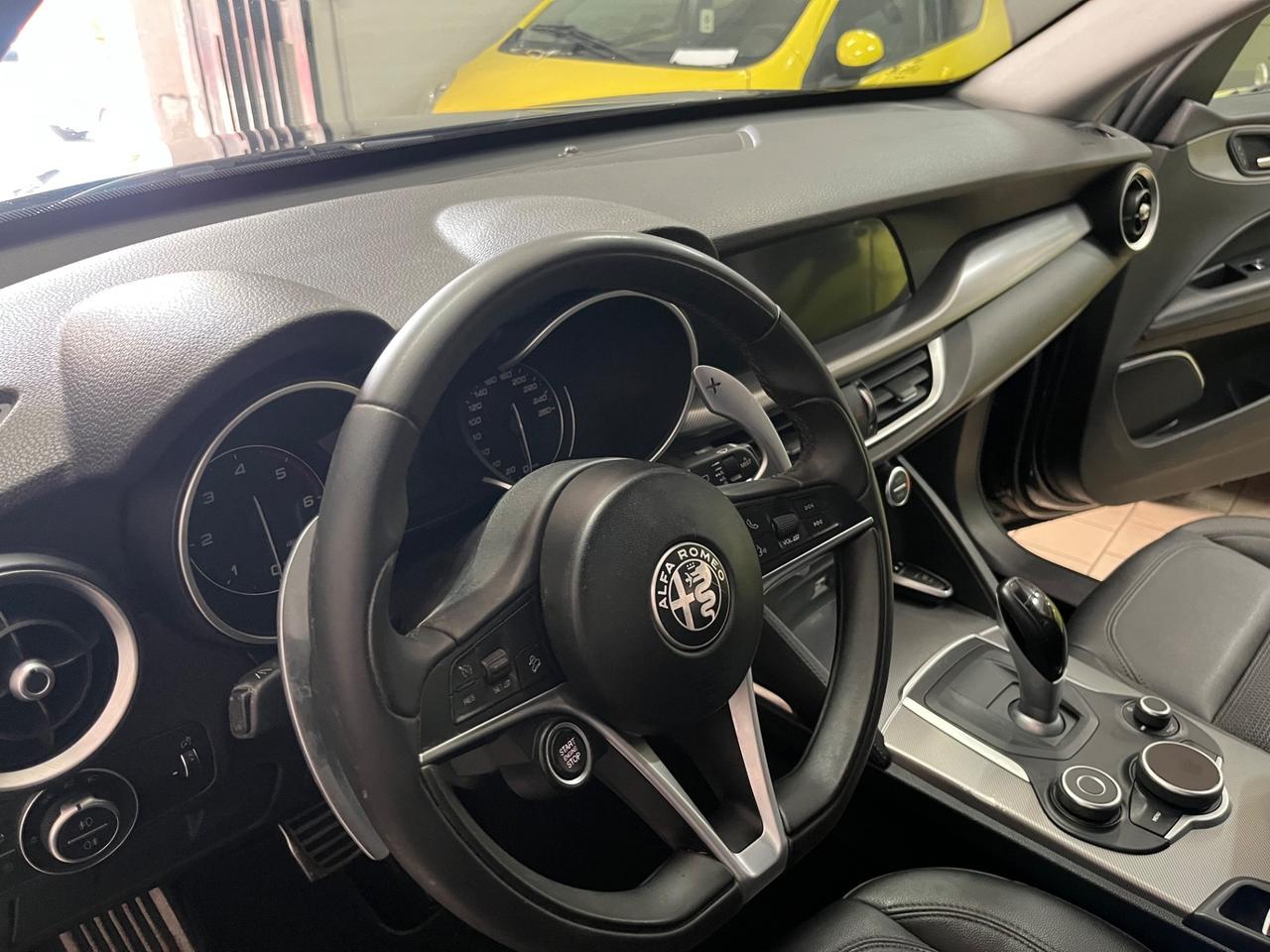 Alfa Romeo Stelvio 2.2 210 CV AT8 Q4 Executive