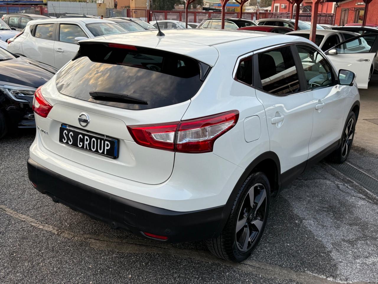 Qashqai 1.2 DIG-T -( 59 mila km ) -unirlo-rate-garanzia