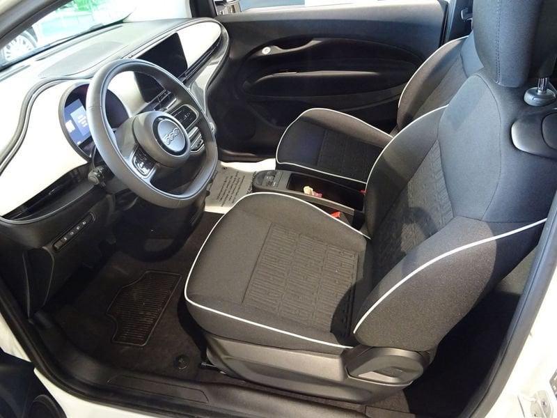 FIAT 500 500e Berlina 42 kWh