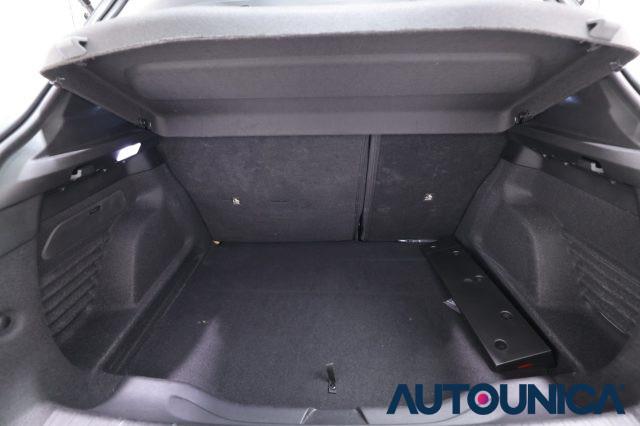 FIAT 600 HYBRID 100 CV DCT MHEV FARI LED
