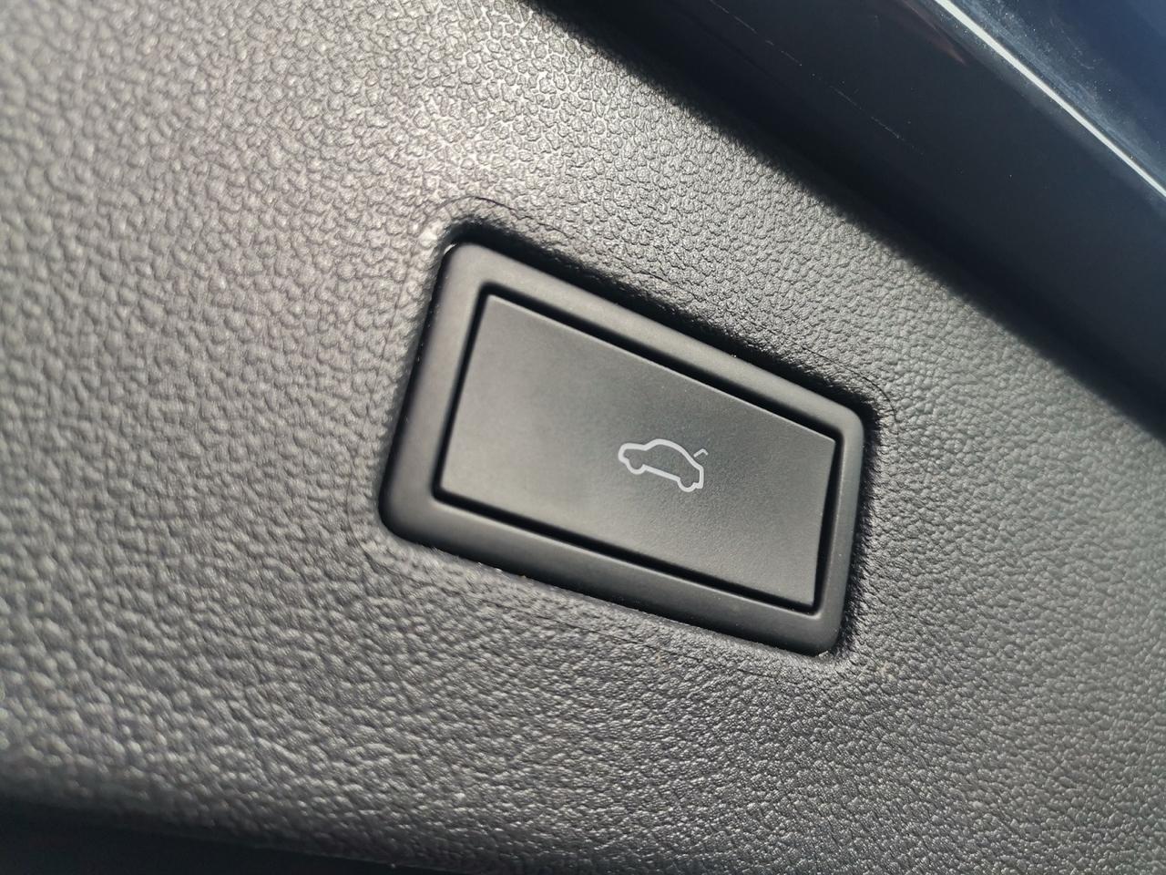 VOLKSWAGEN Tiguan II 2021 Allspace - Tiguan Allspace 2.0 tdi R-Line 4motion 150cv 7p.ti dsg