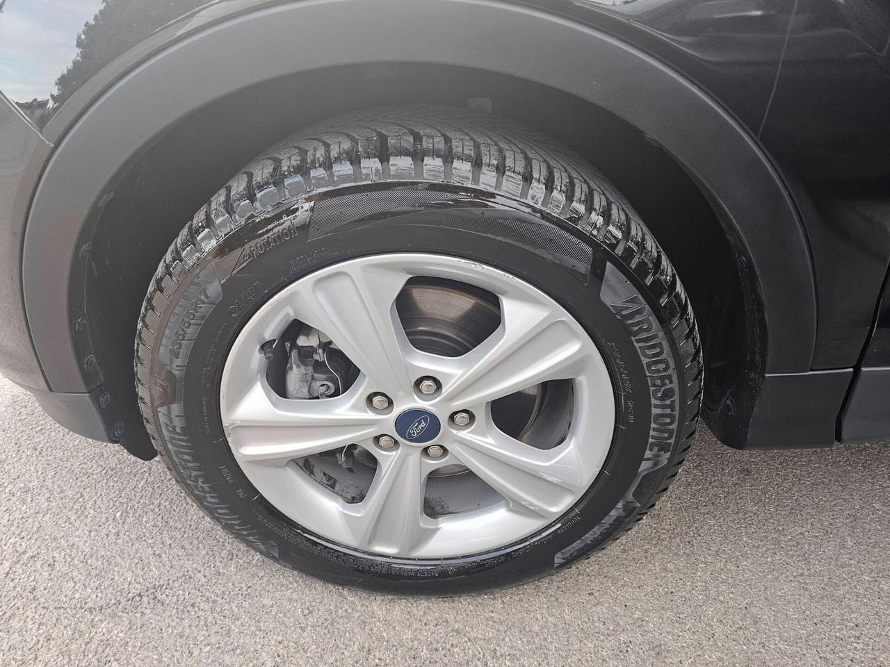Ford Kuga 2.0 TDCI 140 CV 4WD Titanium