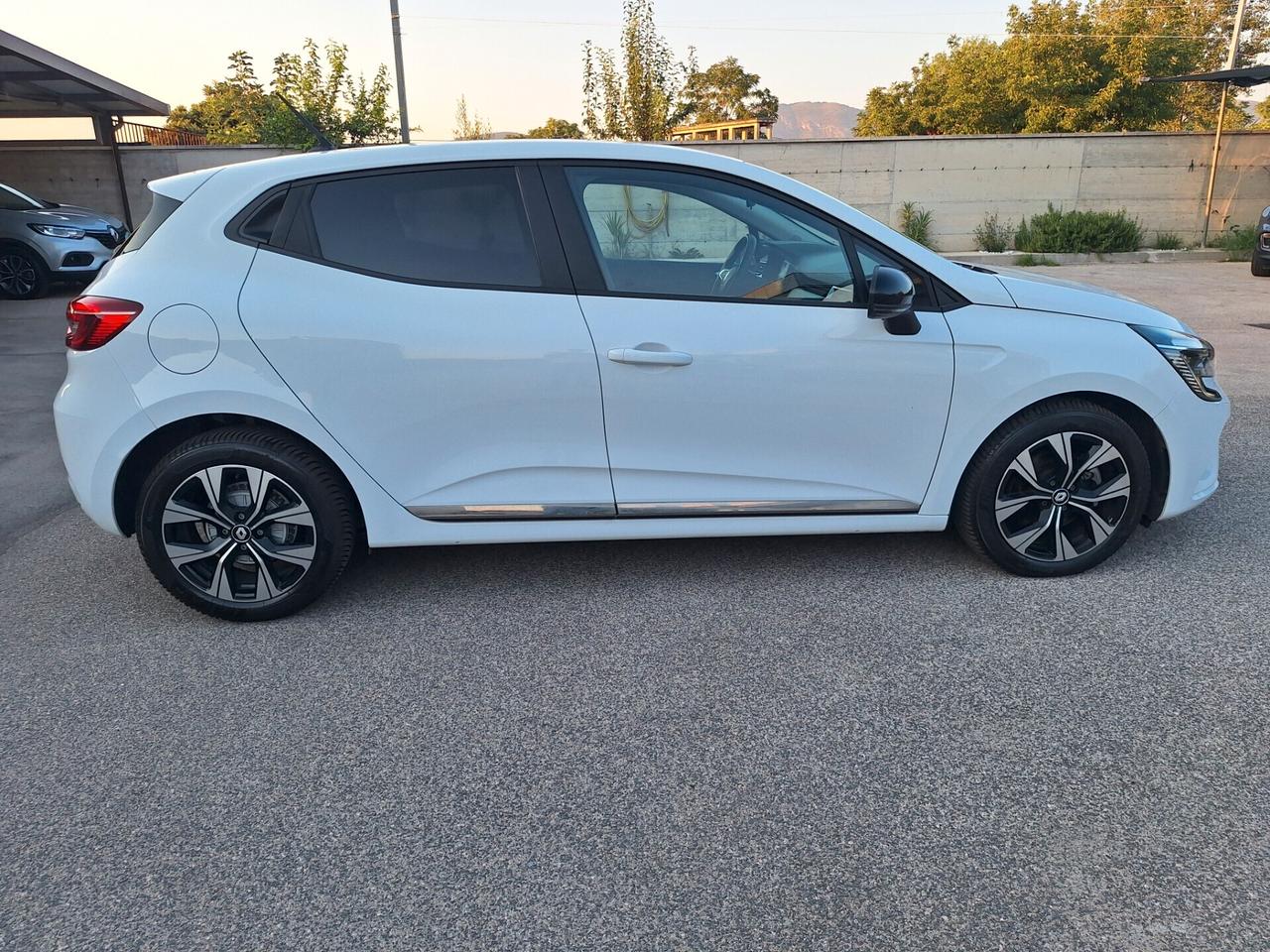 Renault Clio EVOLUTION 1.5 dCi 100cv NAV - 2023