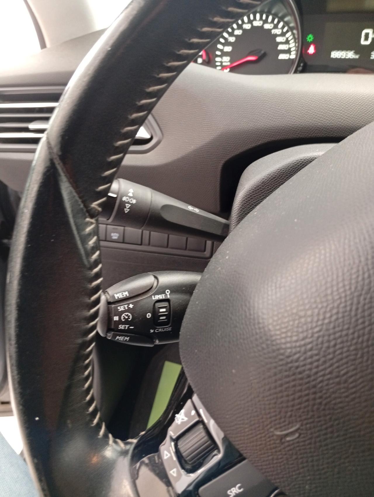 Peugeot 308 BlueHDi 120 S&S SW Business