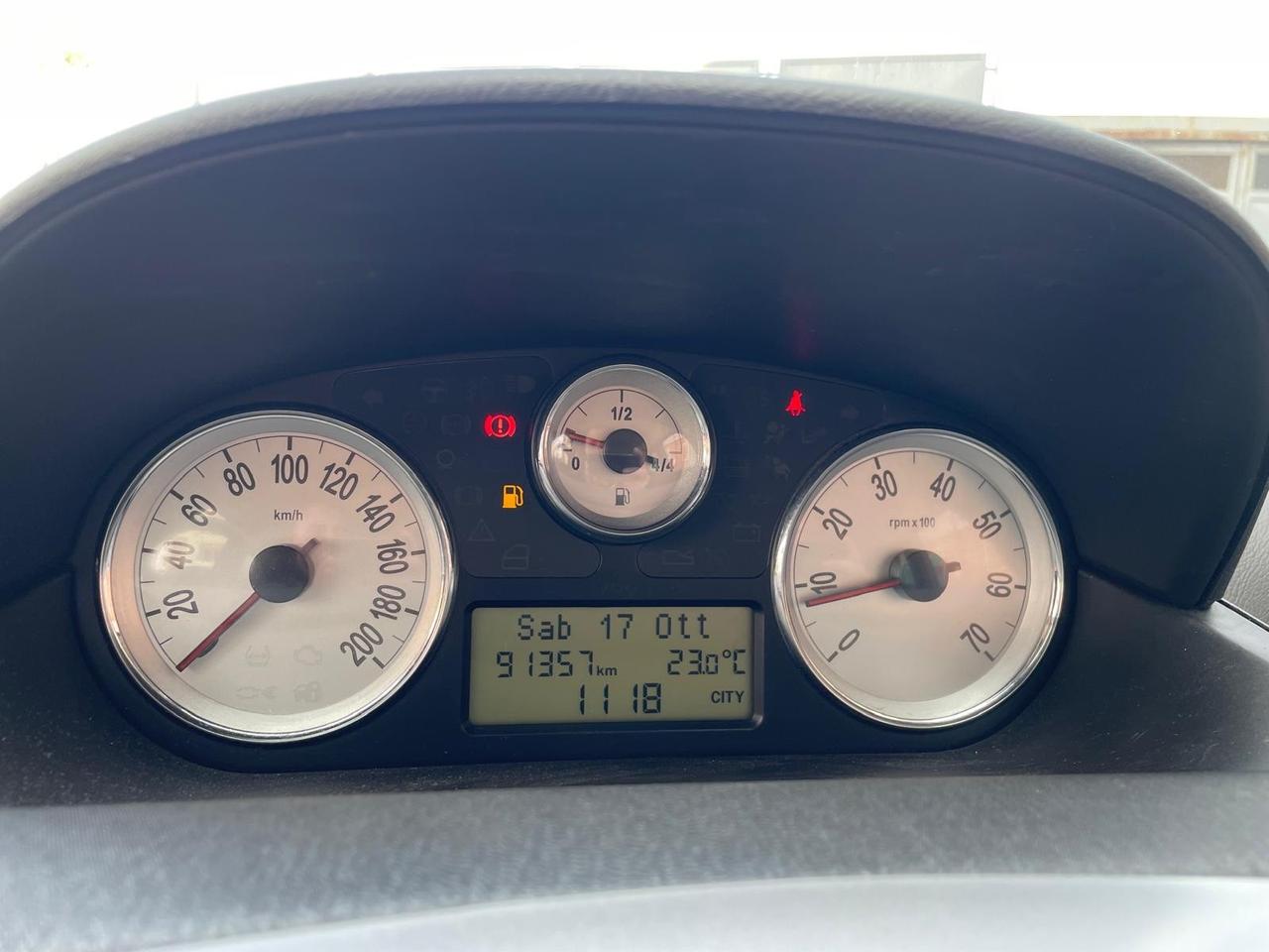 Lancia Ypsilon 1.2 69 CV Argento km 91000