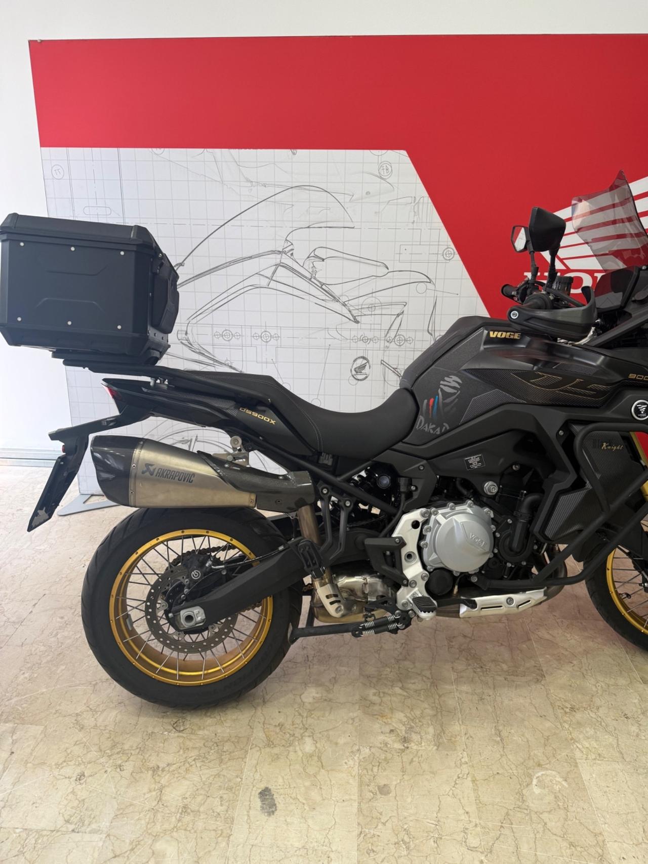 Voge Valico 900