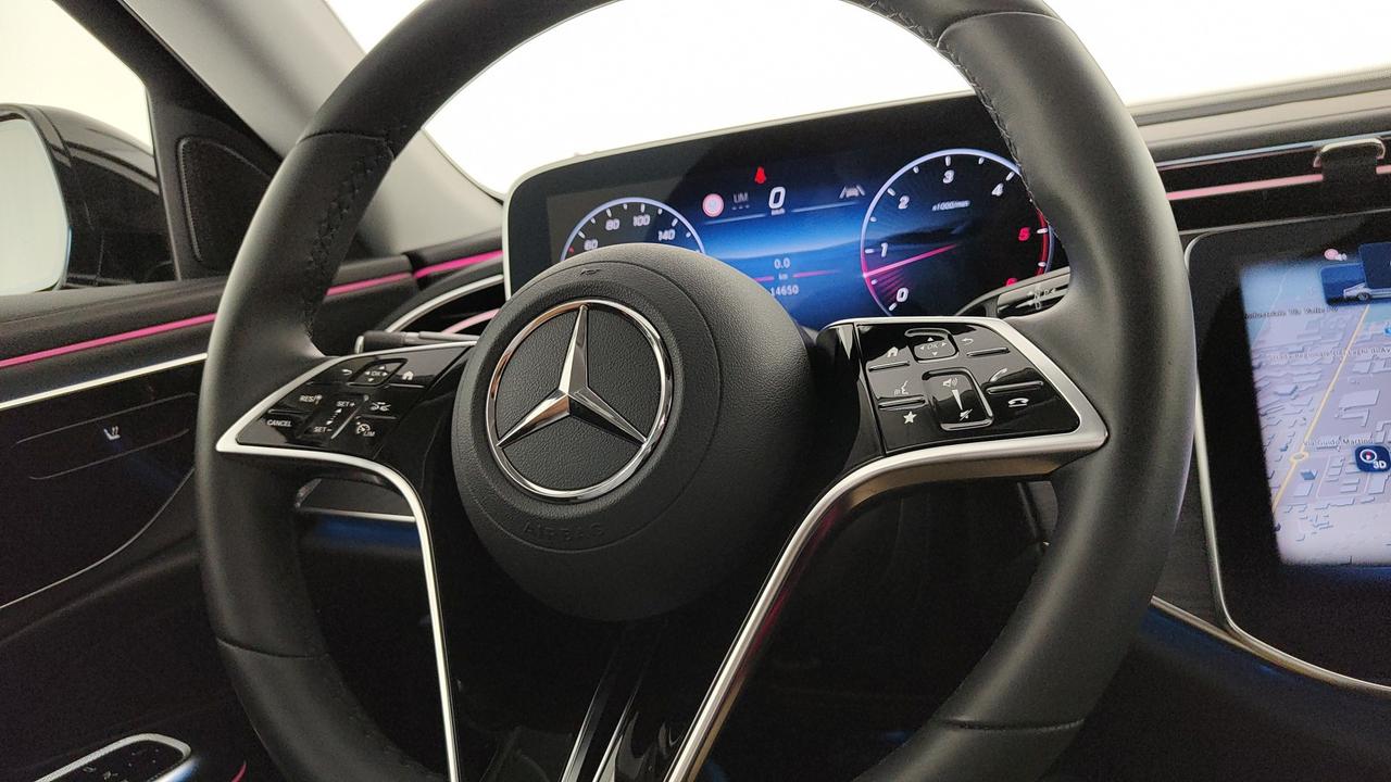 Mercedes-Benz E 220 d Advanced auto