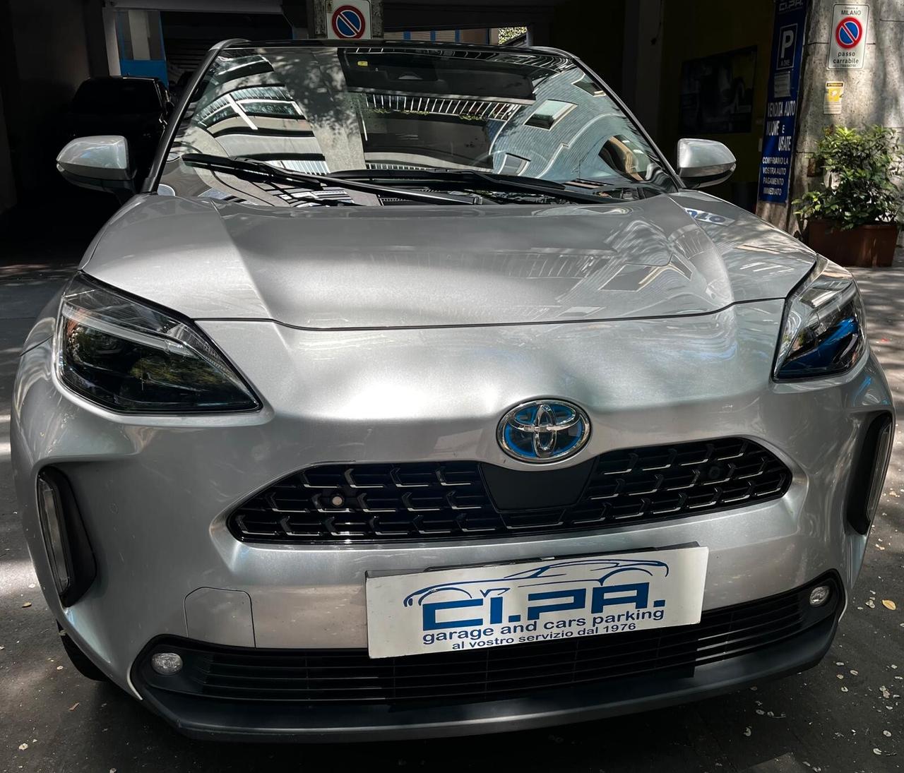 Toyota Yaris Cross 1.5 Hybrid 5p. E-CVT AWD-i Lounge