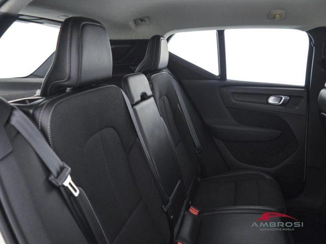 VOLVO XC40 D3 AWD Geartronic Momentum