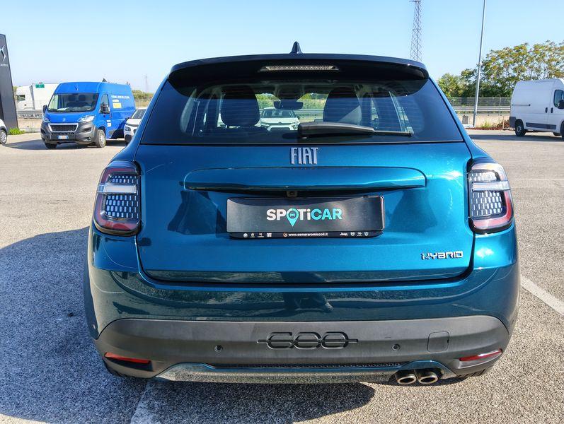 FIAT 600 1.2 hybrid 145cv auto